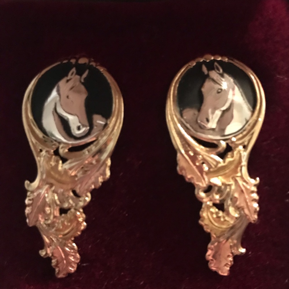Western earrings with Horse head